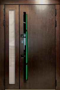 Стальная полуторная термодверь со стеклом, отделкой МДФ и длинной ручкой со встроенной подсветкой Стальная полуторная термодверь со стеклом, отделкой МДФ и длинной ручкой со встроенной подсветкой